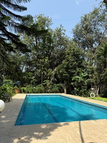 Swimming Pool in 1 BHK Apartment at Harbour Heights, Colaba – for Sale