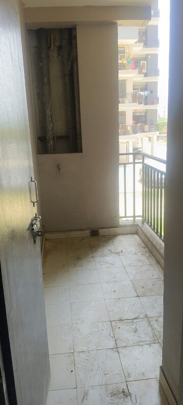 Room in 3 BHK Apartment at Amolik Sankalp, Sector 85 – for Sale