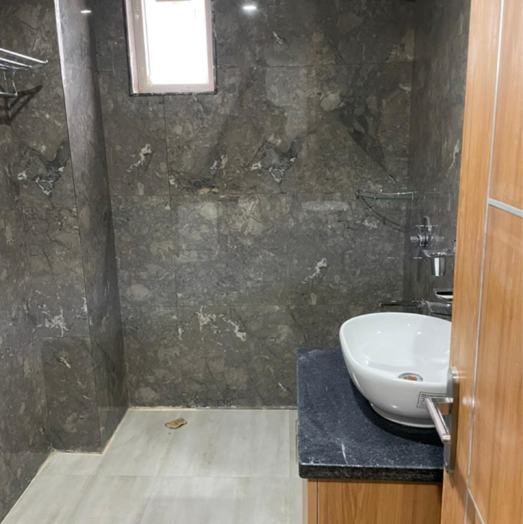 Bathroom, unitech-south-city-heights 1 RK 750 Sq.Ft. Apartment In South City 1 Gurgaon 8793919