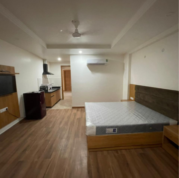 Bedroom in 1 RK Apartment at Unitech South City Heights, South City 1 – for Rent