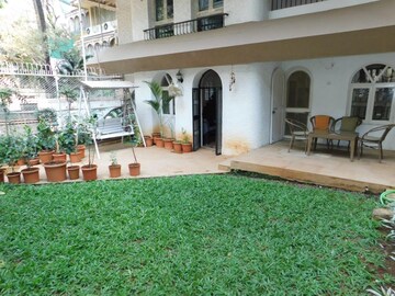  Office Space – Exterior View View at Khar West - for Rent