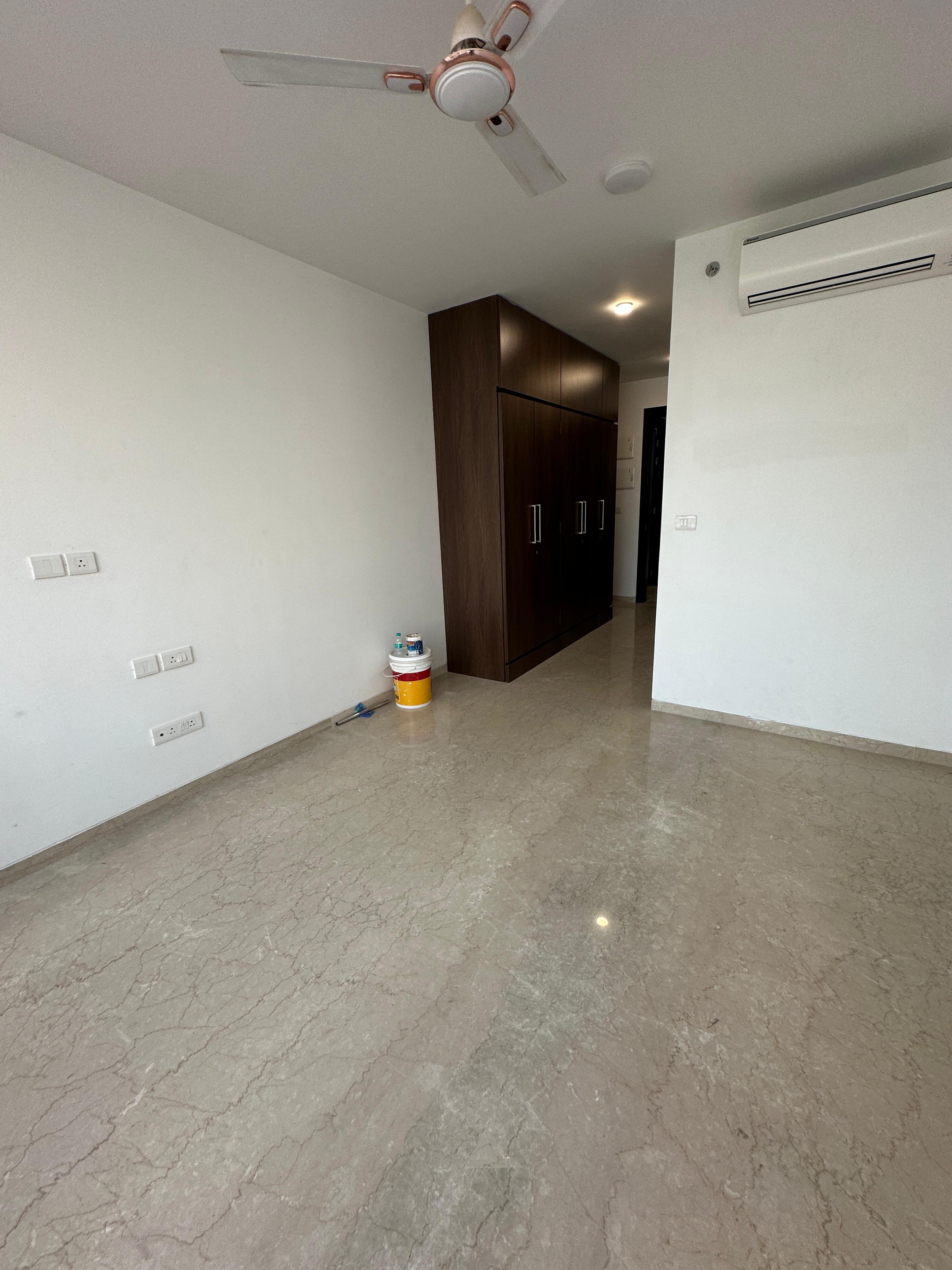 3 BHK Apartment For Rent in Oberoi Sky City