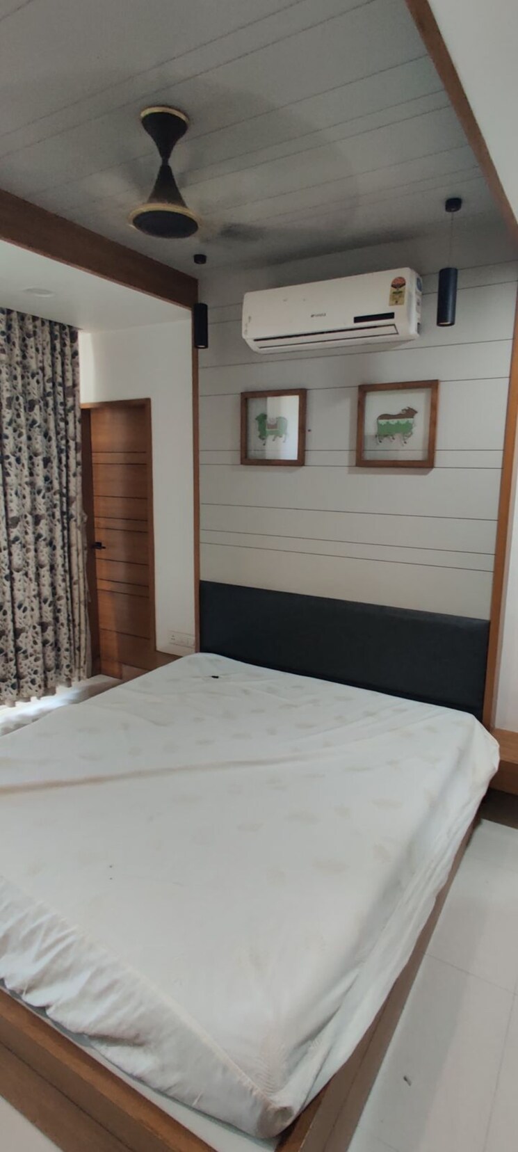 Bathroom, sthapatya-pratham-lakeview 3 Bedroom 1400 Sq.Ft. Apartment In Science City Ahmedabad 8793950