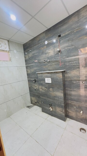 Bathroom in 4 BHK Independent House at Sahastradhara Road – for Sale