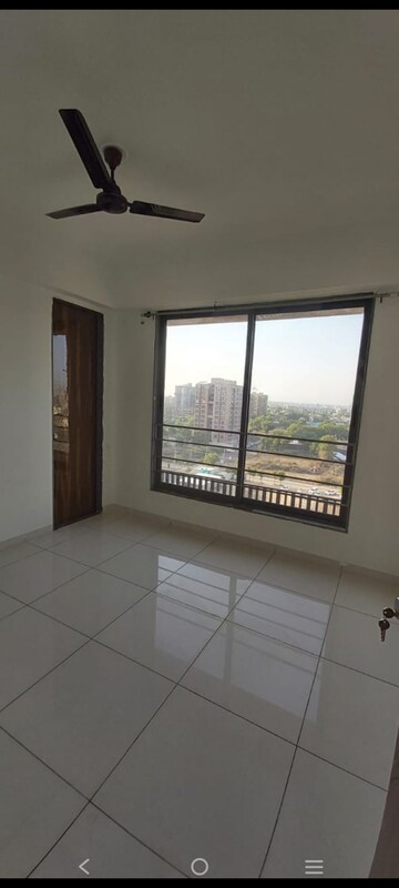 Room in 3 BHK Apartment at Elenza Greenwood, South Bopal – for Rent