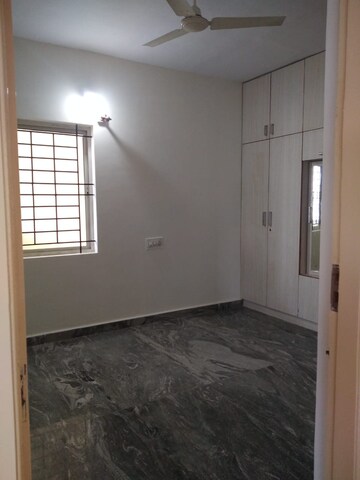 Bedroom in 2 BHK Apartment at Varanasi – for Rent