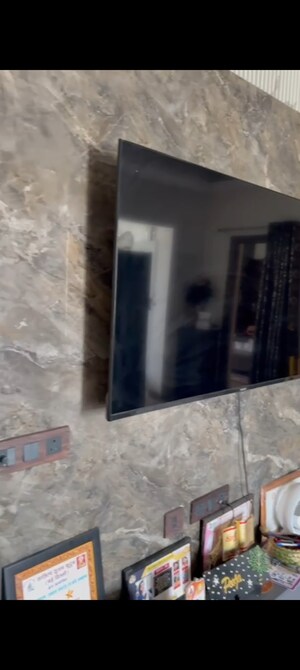 Room in 3 BHK Apartment at Nandini The Vasundhara Grand, Vasundhara Sector 15 – for Sale