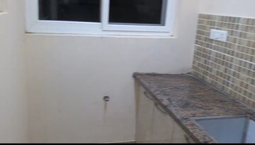Room in 2 BHK Apartment at Sjr Primecorp Hamilton Homes, Aavalahalli – for Rent
