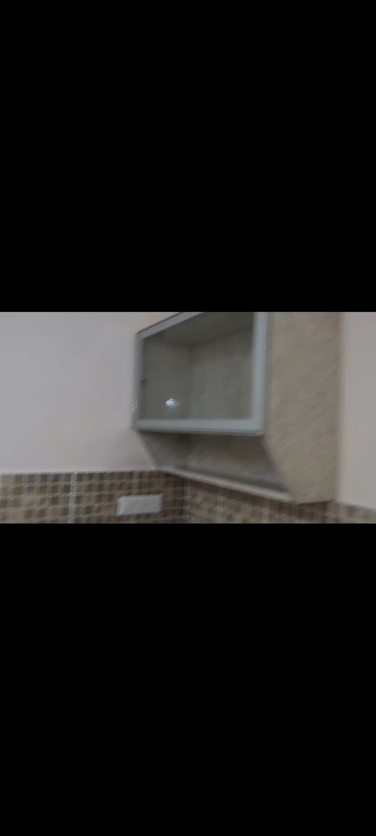 Bathroom, sjr-primecorp-hamilton-homes 2 Bedroom 1000 Sq.Ft. Apartment In Aavalahalli Bangalore 8794022