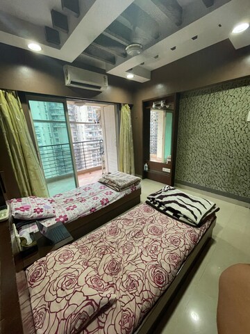 Bedroom in 2 BHK Apartment at Lake Home, Powai – for Rent