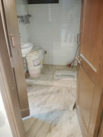 Bathroom in 4 BHK Builder Floor at Vasundhara Sector 3 – for Rent