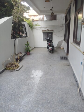 4 BHK Builder Floor – Exterior View View at Vasundhara Sector 3 - for Rent