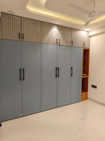 Room in 3 BHK Independent House at Jhalaria – for Rent
