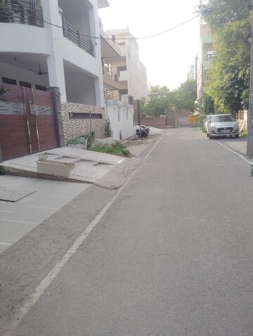 4 BHK Builder Floor – Exterior View View at Vasundhara Sector 3 - for Rent