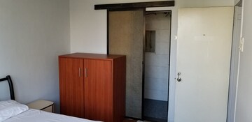 Bedroom in 2 BHK Apartment at Bandra West – for Rent