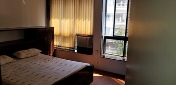 Bedroom in 2 BHK Apartment at Bandra West – for Rent