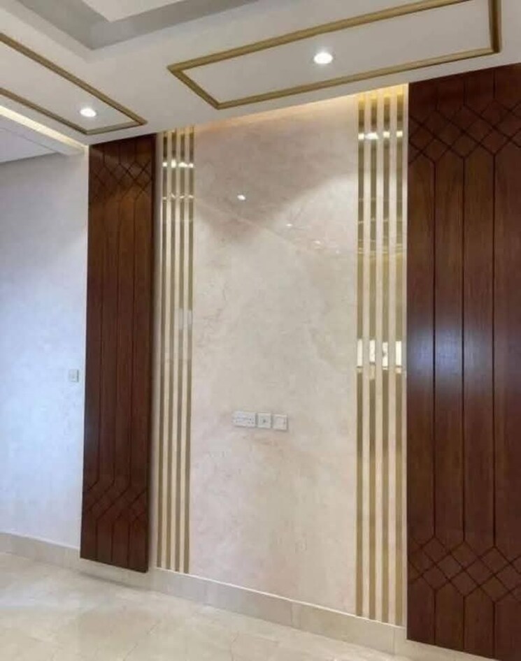 Room, igi airport area 4 Bedroom 1500 Sq.Ft. Builder Floor In Igi Airport Area Delhi 8794056