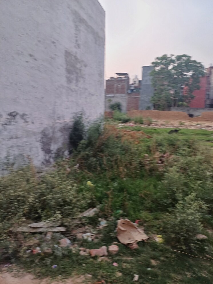 undefined, dheeraj nagar  61 Sq.Yd. Plot In Dheeraj Nagar Faridabad 8794078