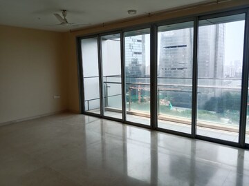 Room in 3 BHK Apartment at Oberoi Realty Exquisite, Goregaon East – for Sale