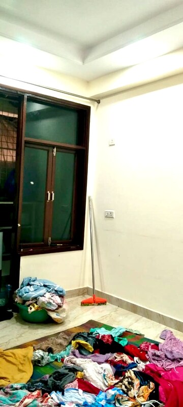 Furnished Amenities in 2 BHK Builder Floor at Mehrauli – for Rent