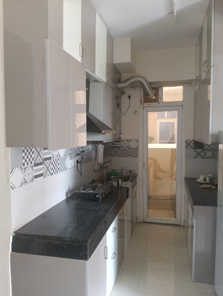 Kitchen, signature-the-serenas 2 Bedroom 614 Sq.Ft. Apartment In Sohna Sector 36 Gurgaon 8794106