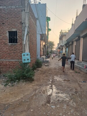  Plot For Sale in Dheeraj Nagar