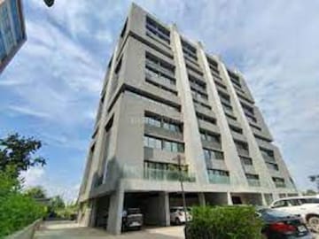  Office Space – Exterior View View at Goyal Synergy Tower, Makarba - for Rent