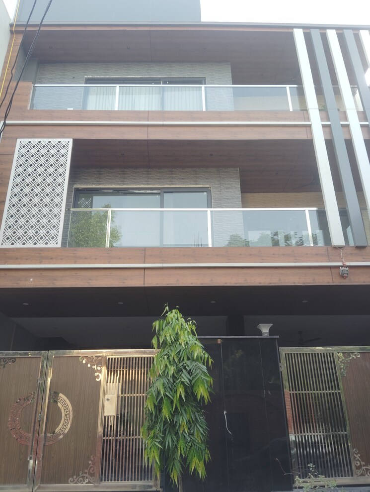 Exterior View, vasundhara sector 3 3 Bedroom 1750 Sq.Ft. Builder Floor In Vasundhara Sector 3 Ghaziabad 8794141