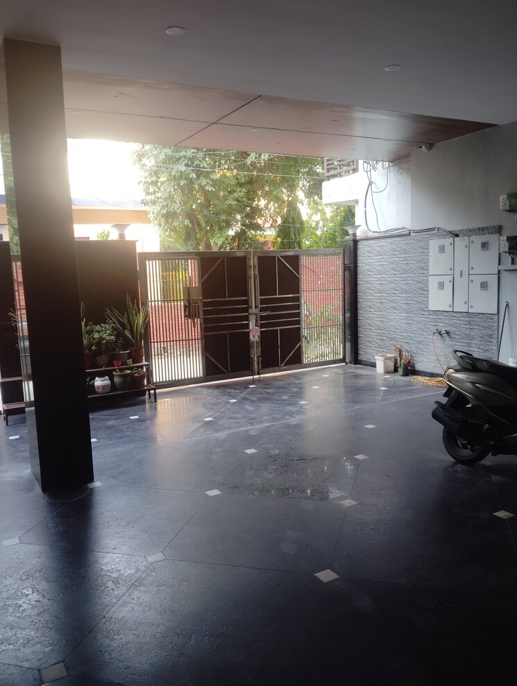  Parking, vasundhara sector 3 3 Bedroom 1750 Sq.Ft. Builder Floor In Vasundhara Sector 3 Ghaziabad 8794141