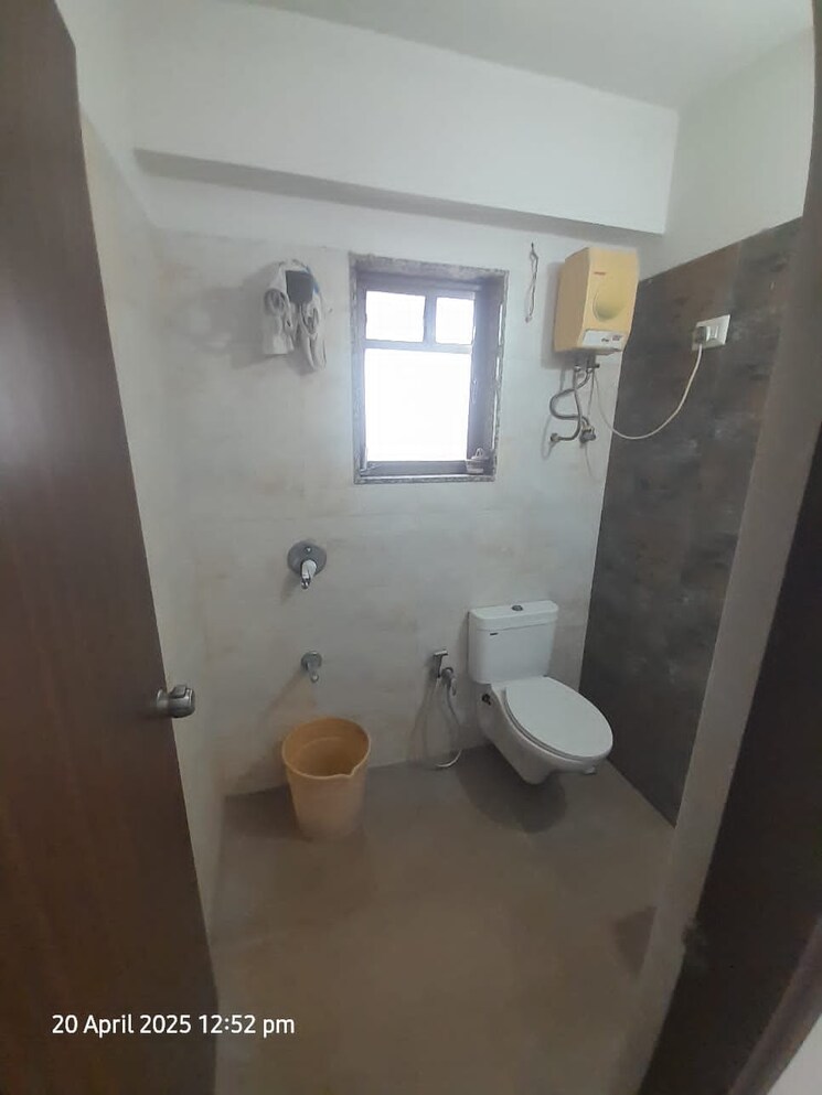 Bathroom, shela 3 Bedroom 1550 Sq.Ft. Apartment In Shela Ahmedabad 8794126