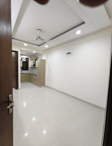 Kitchen in 2 BHK Builder Floor at Indraprastha – for Rent