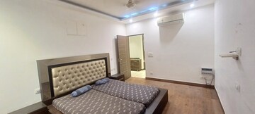 Bedroom in 3 BHK Builder Floor at Ardee Mall, Sector 52 – for Rent