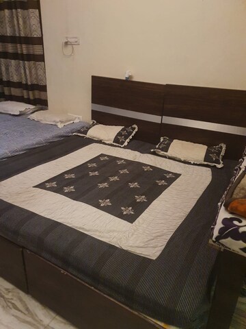 Bedroom in 2.5 BHK Independent House at Indira Nagar – for Rent