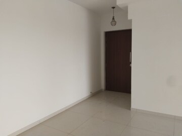 Room in 3 BHK Apartment at M3M Woodshire, Sector 107 – for Rent