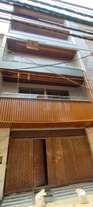 6+ BHK Independent House For Sale in Mahavir Enclave 1