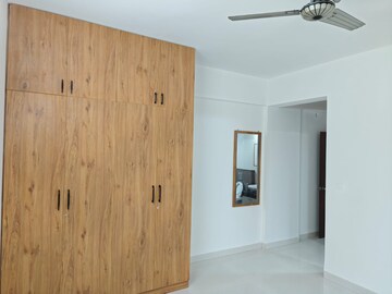 Room in 3 BHK Apartment at Ozone Urbana Alcove, Devanahalli – for Rent