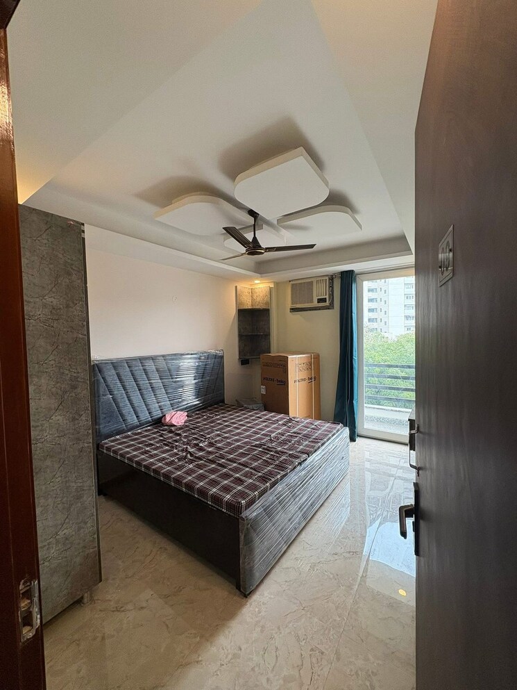 Bedroom, unitech-uniworld-gardens 1 RK 450 Sq.Ft. Builder Floor In Sector 47 Gurgaon 8794308