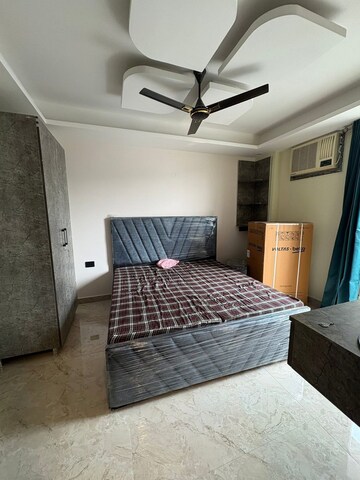 Bedroom in 1 RK Builder Floor at Unitech Uniworld Gardens, Sector 47 – for Rent
