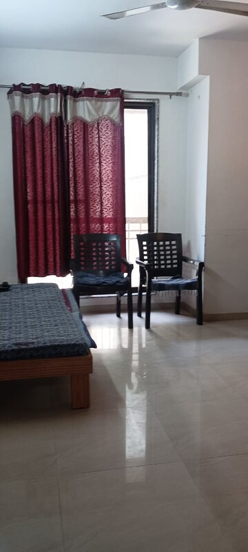 Bedroom in 3 BHK Apartment at Shela – for Rent