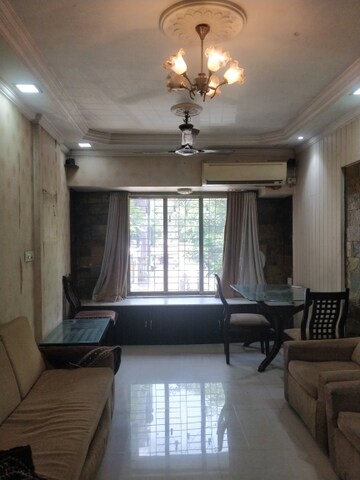 Living Room in 2 BHK Apartment at Chikoowadi – for Rent