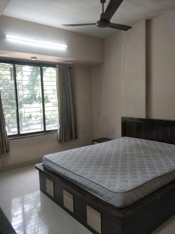 Bedroom in 2 BHK Apartment at Chikoowadi – for Rent
