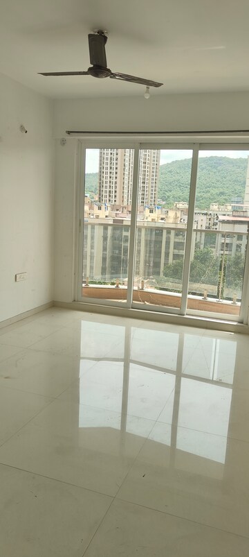 Bedroom in 3 BHK Apartment at Soham Crystal Spires, Ghodbunder Road – for Rent
