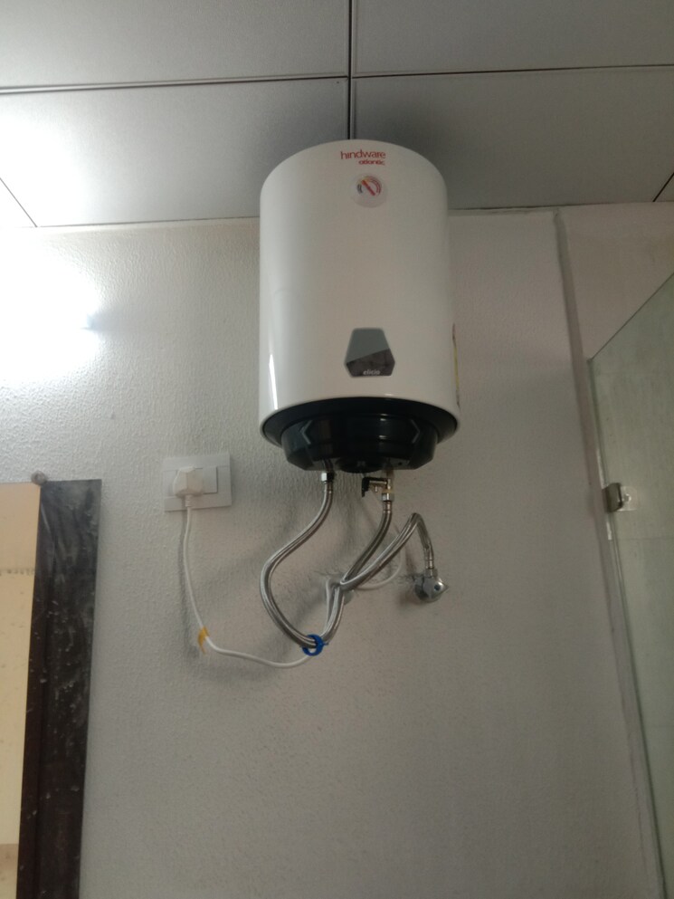 Bathroom, gaur-sportswood 3 Bedroom 1700 Sq.Ft. Apartment In Sector 79 Noida 8794163