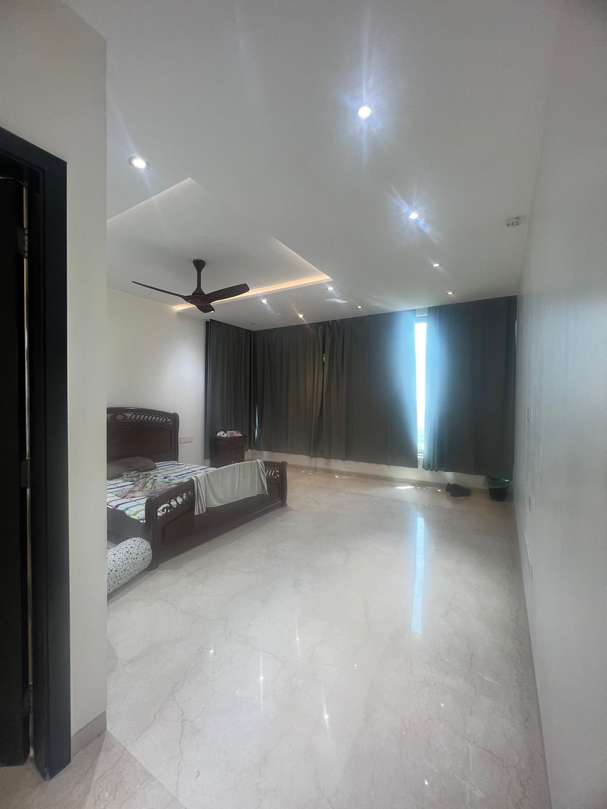 3 BHK Apartment For Rent in Oberoi Realty Esquire