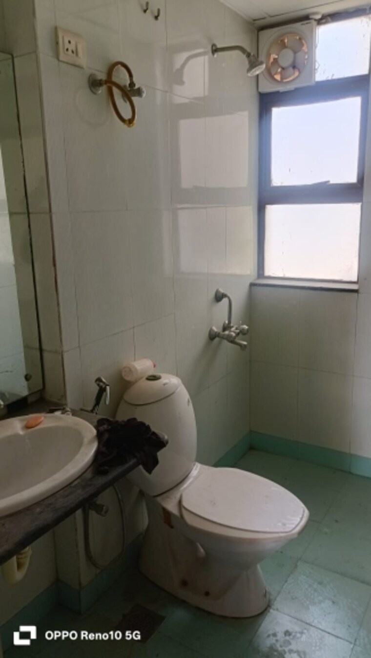 Bathroom, vipul-lavanya 3 Bedroom 1530 Sq.Ft. Apartment In Sector 81 Gurgaon 8794231