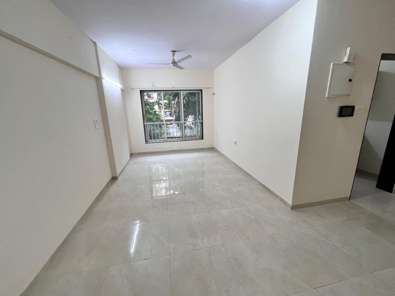 2 BHK + Servant Room Apartment For Sale in Gundecha Montego