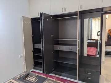 Furnished Amenities in 2 BHK Apartment at Prestige Lakeside Habitat, Varthur – for Rent