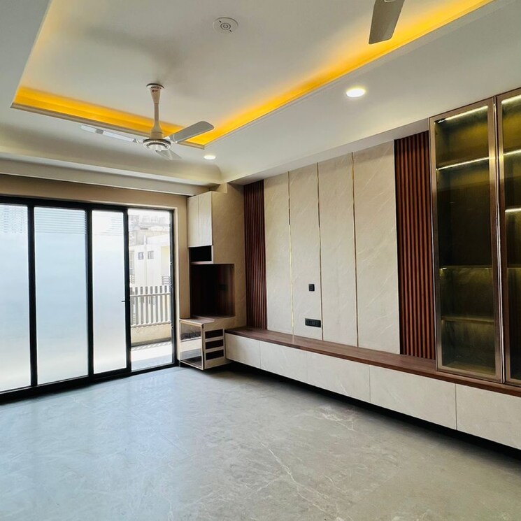 Room, uppal-southend 4 Bedroom 502 Sq.Yd. Builder Floor In Sector 49 Gurgaon 8794279