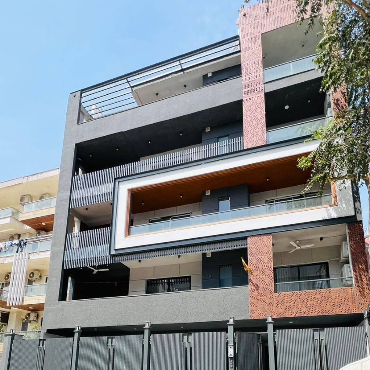 4 BHK + Servant Room Builder Floor For Sale in Uppal Southend