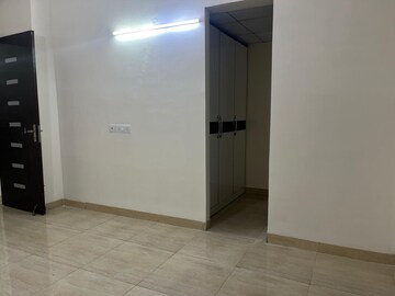 Room in 3 BHK Apartment at Gaur Sportswood, Sector 79 – for Sale